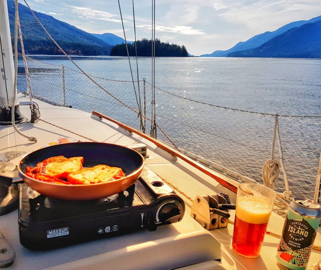 breakfast on the boat
